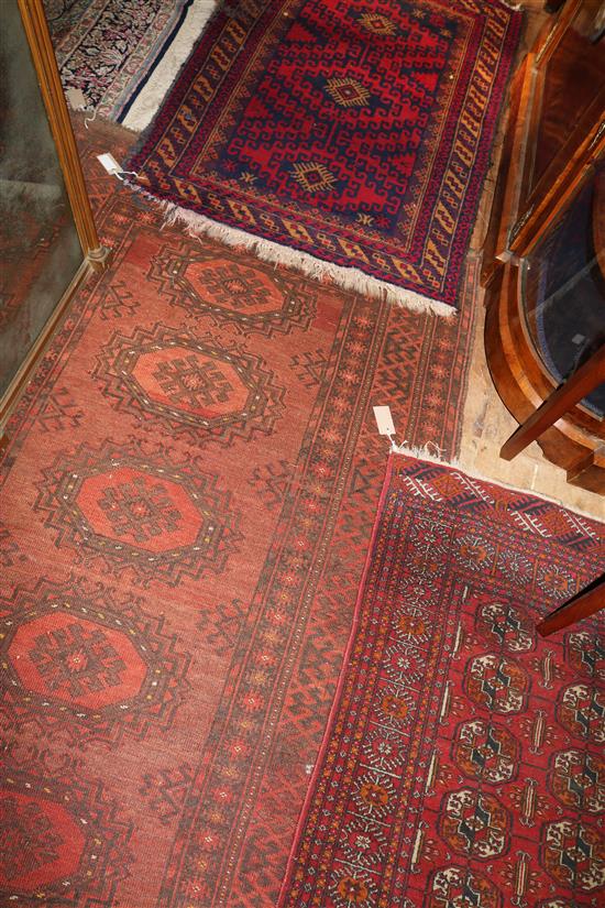 Three rugs(-)